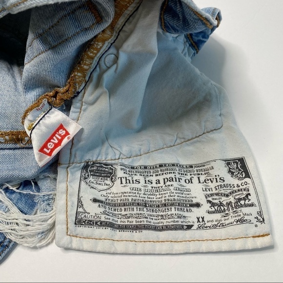 LEVI’S 501 Distressed Patched Cut off jean Denim shorts Size 25 - Picture 8 of 10